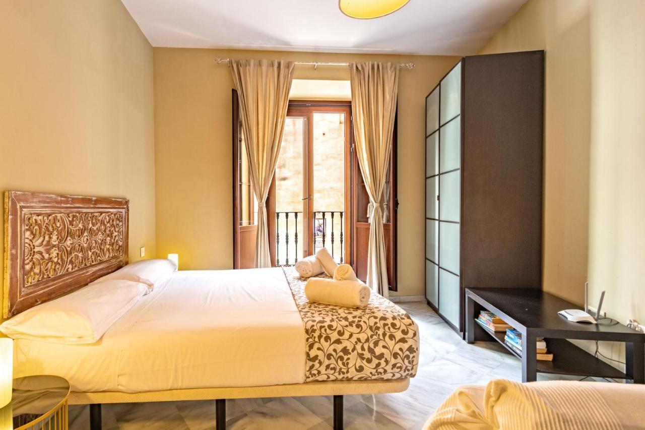 Puerta San Esteban Appartement Séville